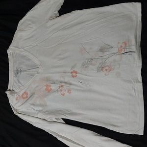 Faded Glory Long Sleeve top with floral design; Size: XXL, White